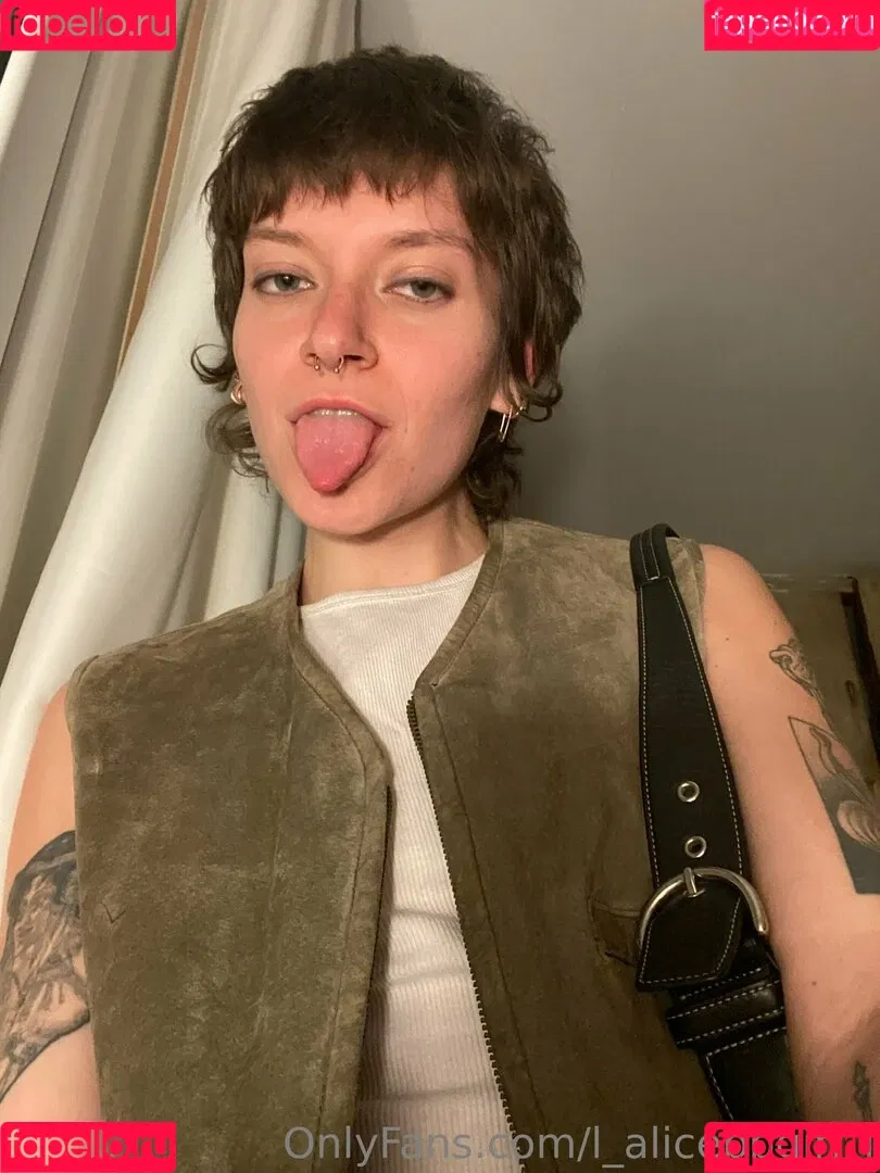 l_alicebbgirl_l Onlyfans Photo Gallery 