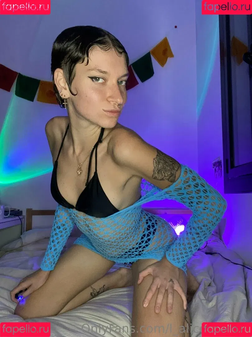 l_alicebbgirl_l Onlyfans Photo Gallery 