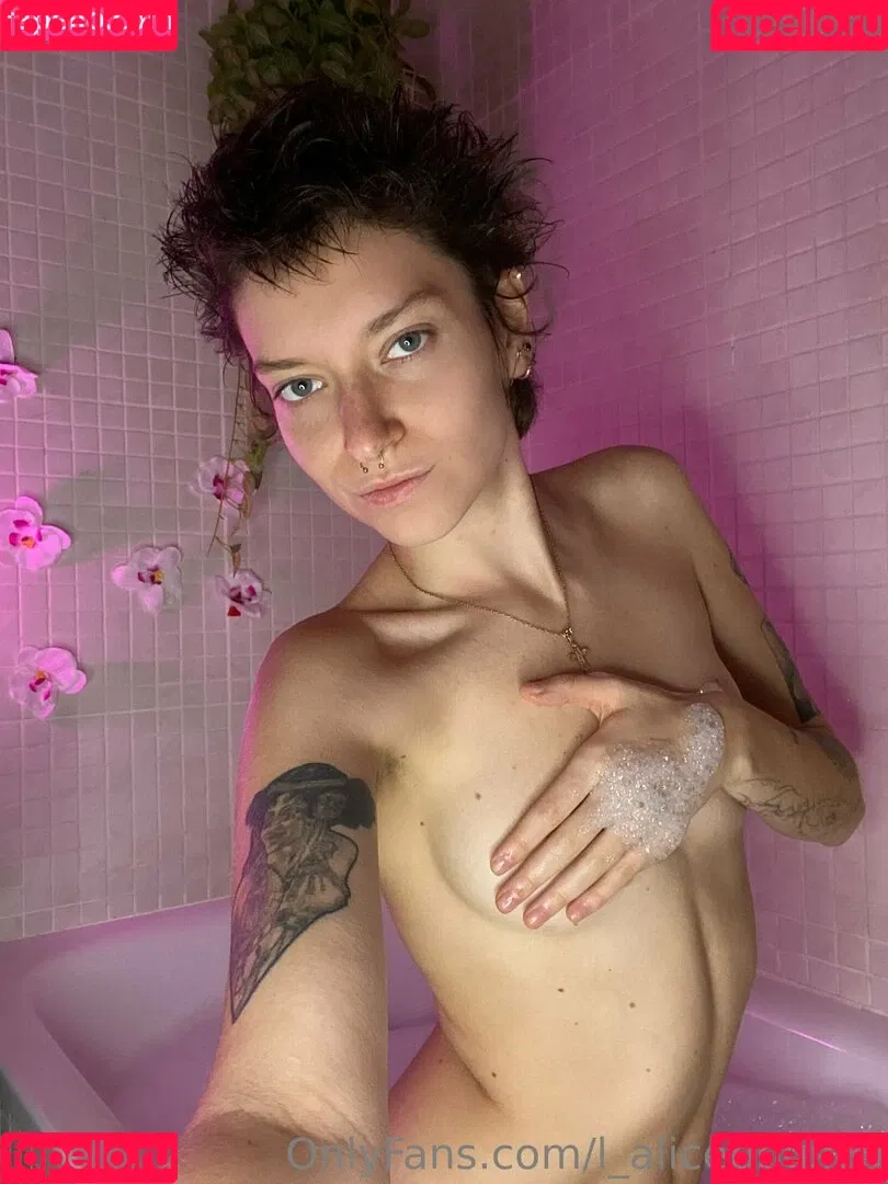 l_alicebbgirl_l Onlyfans Photo Gallery 