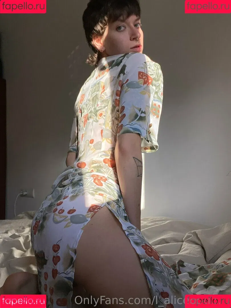 l_alicebbgirl_l Onlyfans Photo Gallery 