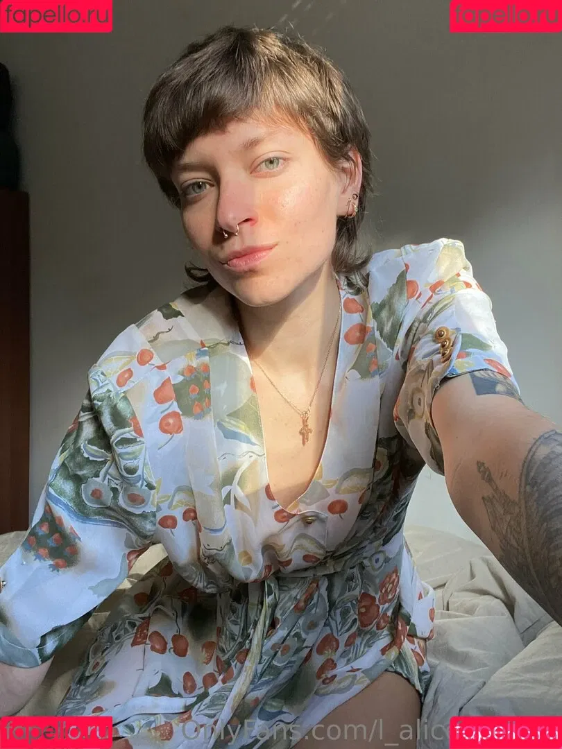 l_alicebbgirl_l Onlyfans Photo Gallery 