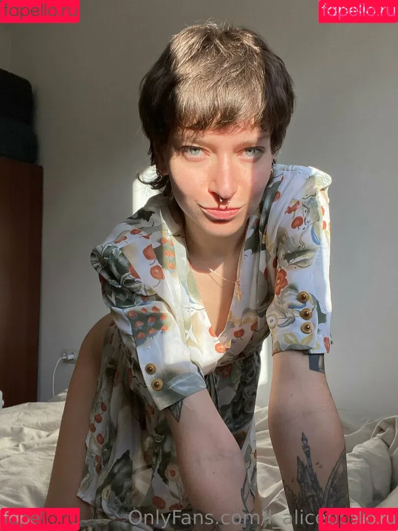 l_alicebbgirl_l Onlyfans Photo Gallery 