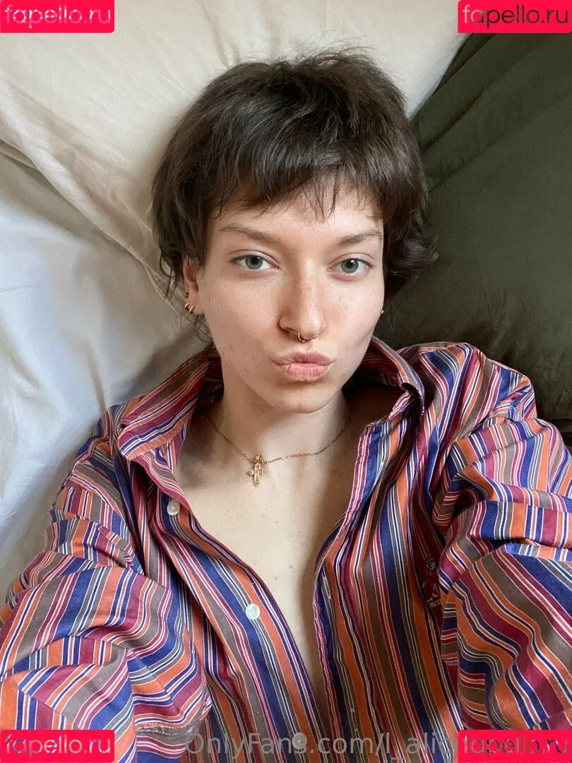 l_alicebbgirl_l Onlyfans Photo Gallery 