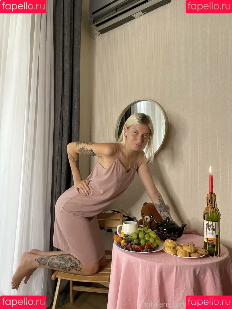 l_alicebbgirl_l Onlyfans Photo Gallery 