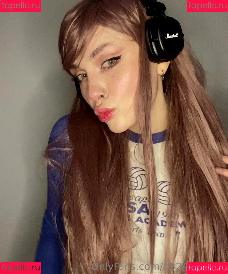 naughty.sophia Onlyfans Photo Gallery 