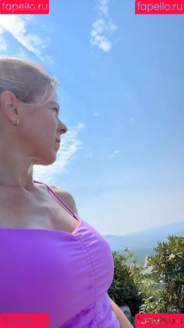 Peacefulfit Onlyfans Photo Gallery 