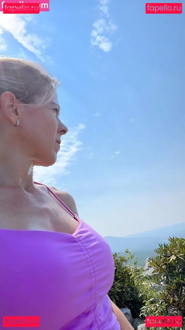 Peacefulfit Onlyfans Photo Gallery 