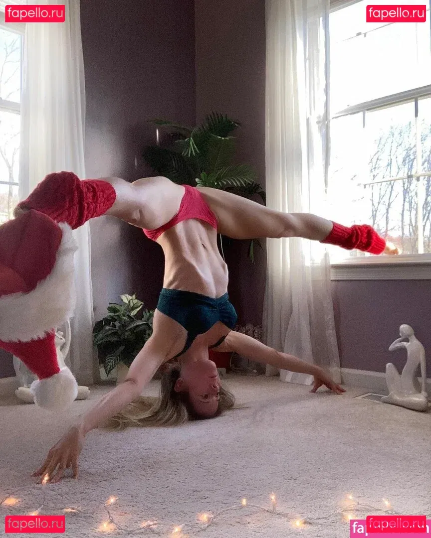 Peacefulfit Onlyfans Photo Gallery 