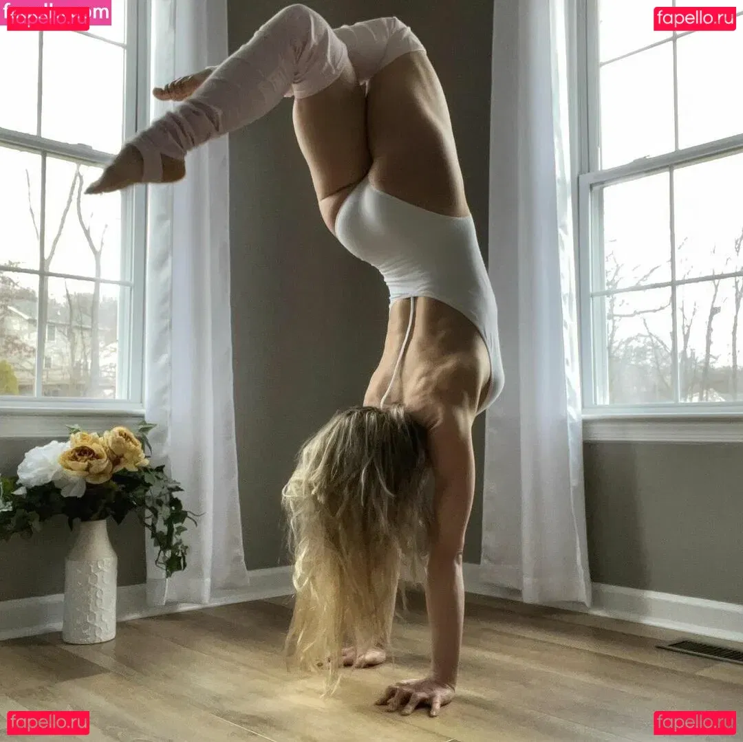 Peacefulfit Onlyfans Photo Gallery 