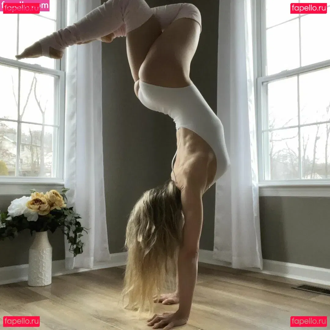 Peacefulfit Onlyfans Photo Gallery 