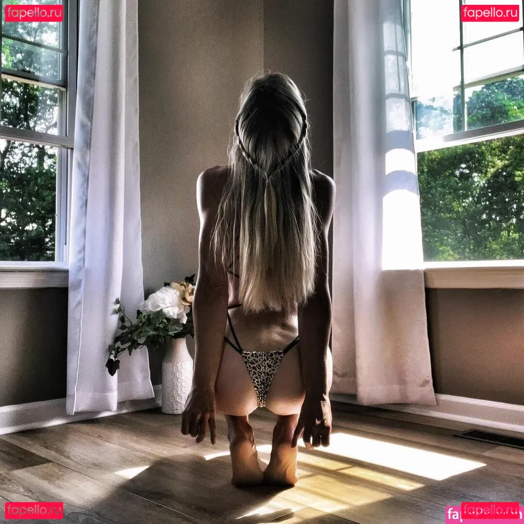 Peacefulfit Onlyfans Photo Gallery 