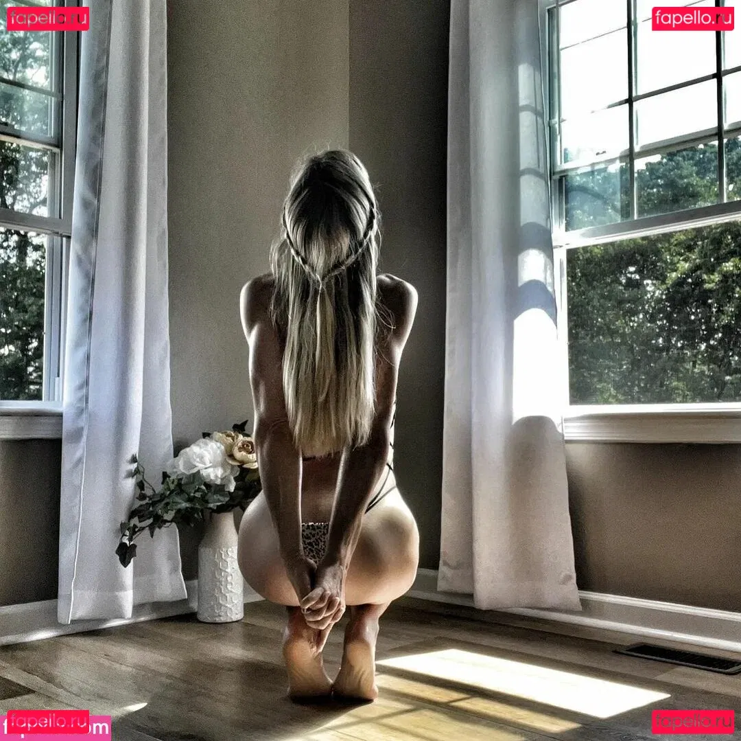 Peacefulfit Onlyfans Photo Gallery 