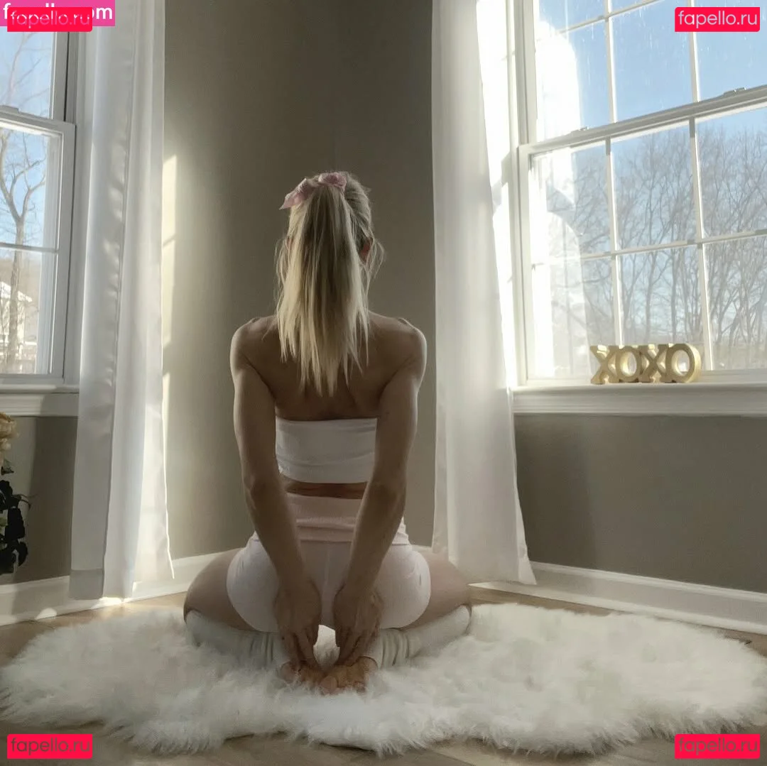 Peacefulfit Onlyfans Photo Gallery 