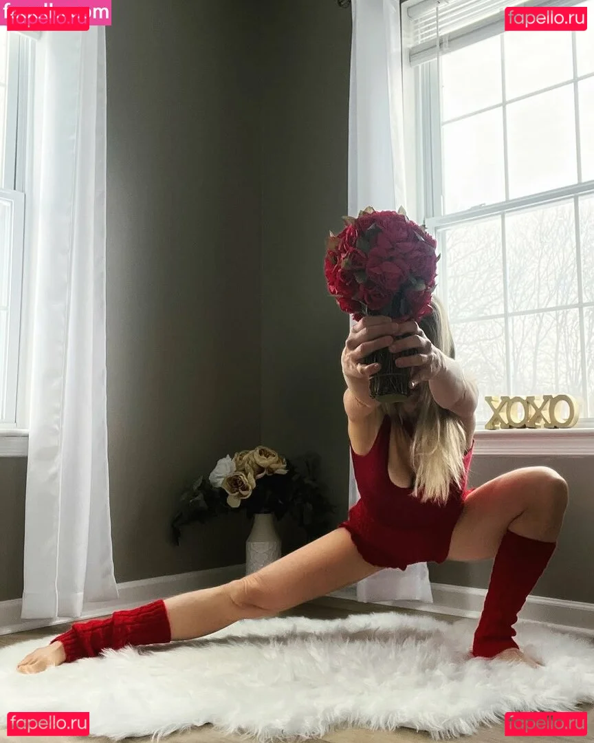 Peacefulfit Onlyfans Photo Gallery 