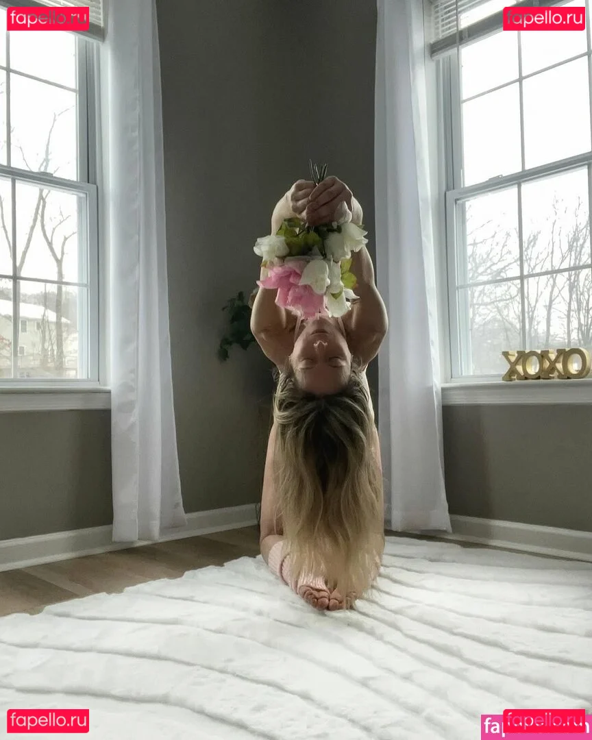 Peacefulfit Onlyfans Photo Gallery 