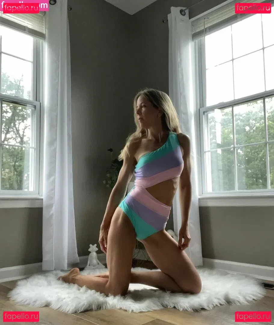 Peacefulfit Onlyfans Photo Gallery 