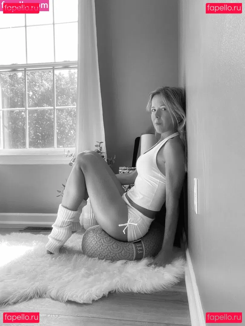 Peacefulfit Onlyfans Photo Gallery 