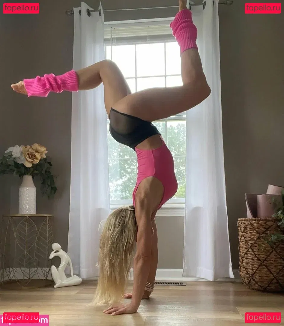 Peacefulfit Onlyfans Photo Gallery 