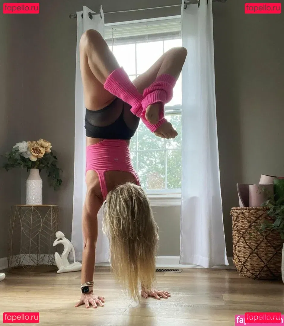 Peacefulfit Onlyfans Photo Gallery 