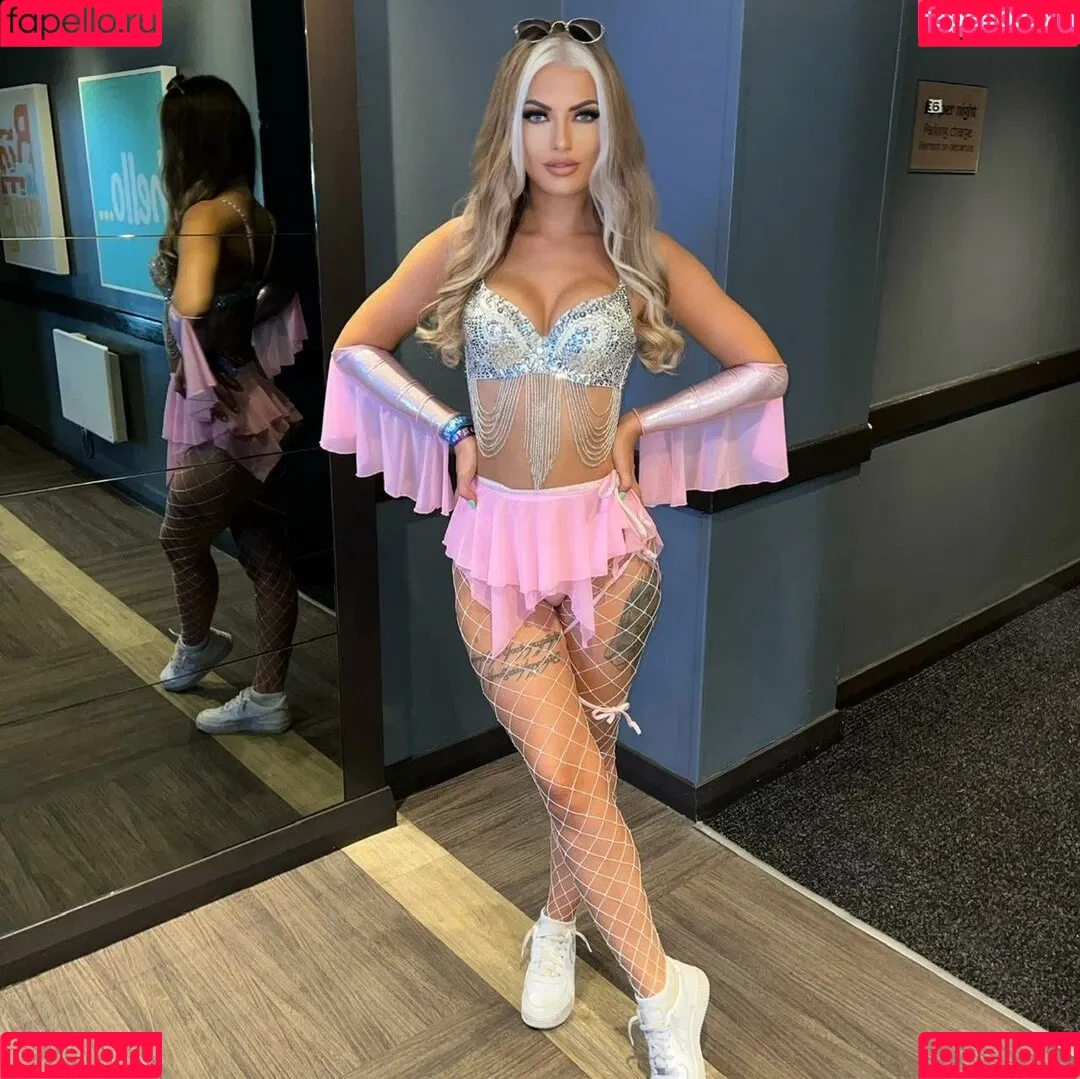 Xavia Brooke Onlyfans Photo Gallery 