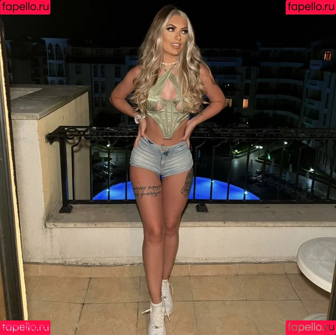 Xavia Brooke Onlyfans Photo Gallery 