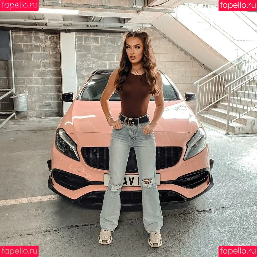 Xavia Brooke Onlyfans Photo Gallery 