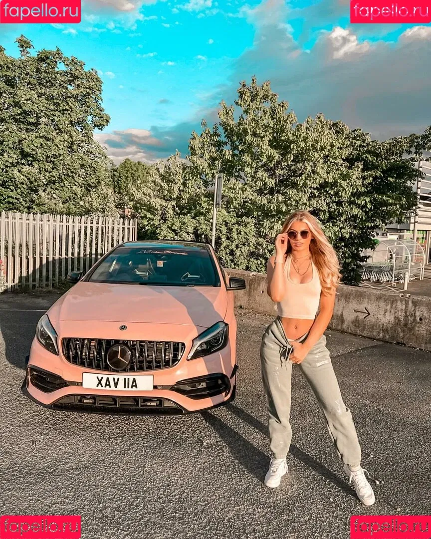 Xavia Brooke Onlyfans Photo Gallery 