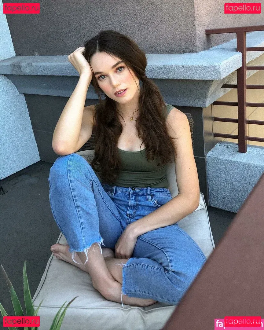 Elaine Carlin Onlyfans Photo Gallery 