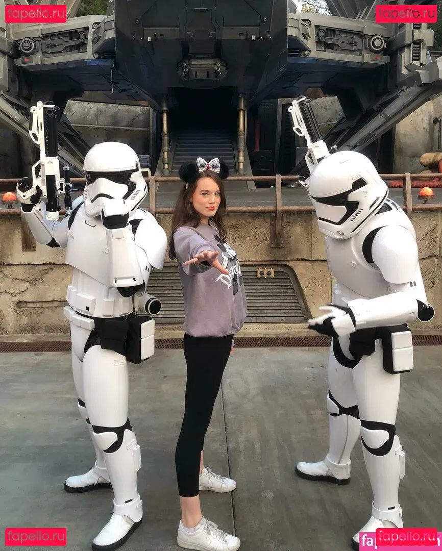 Elaine Carlin Onlyfans Photo Gallery 