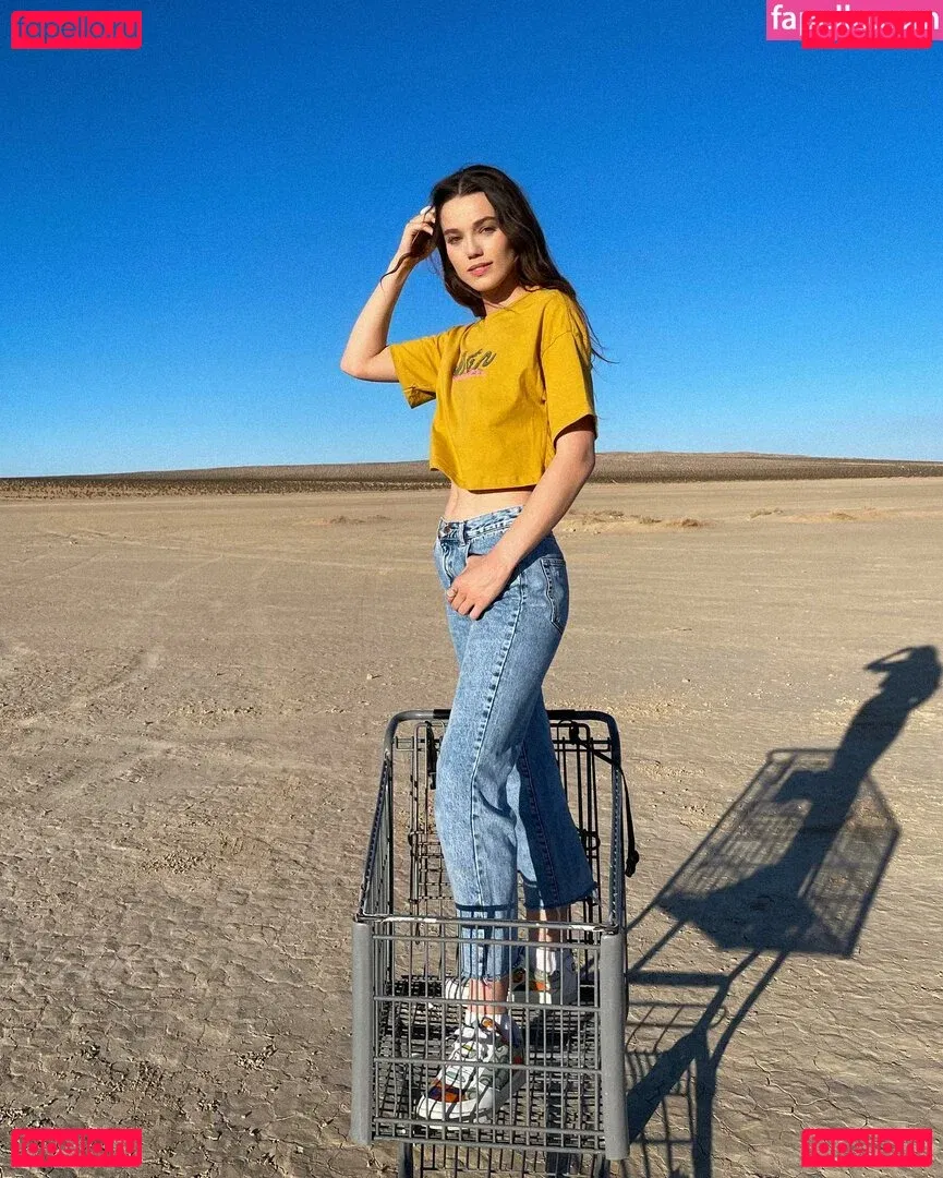 Elaine Carlin Onlyfans Photo Gallery 