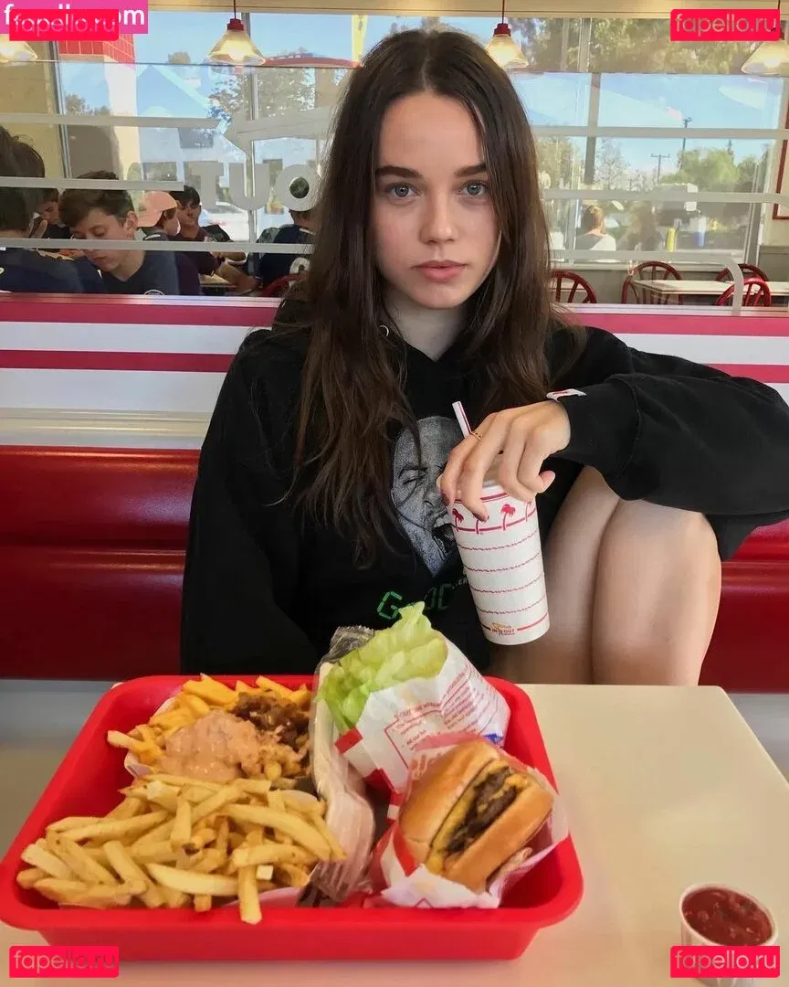 Elaine Carlin Onlyfans Photo Gallery 