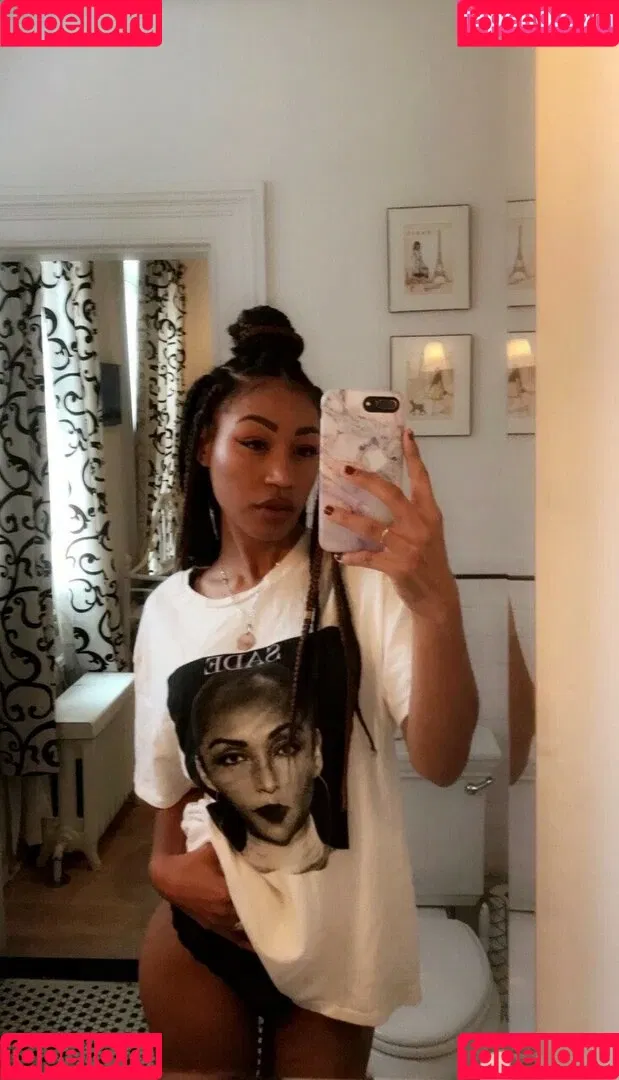 Nia Simone Onlyfans Photo Gallery 