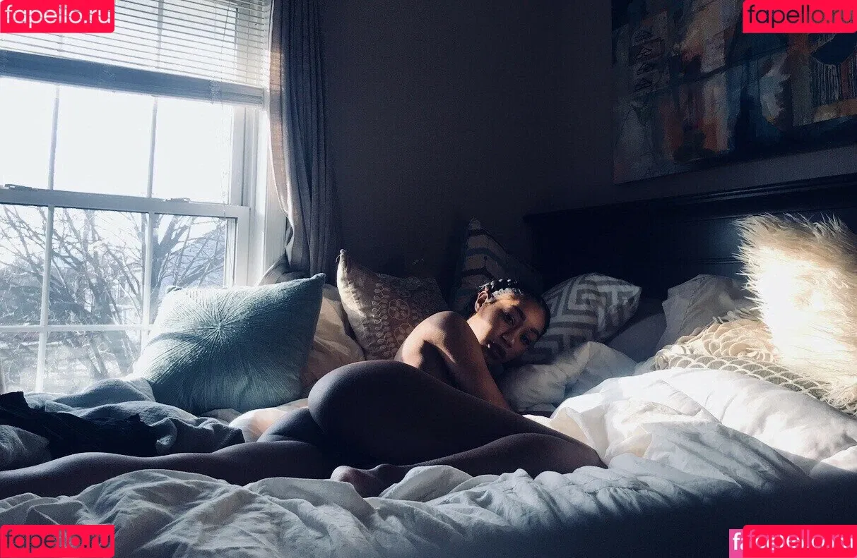 Nia Simone Onlyfans Photo Gallery 