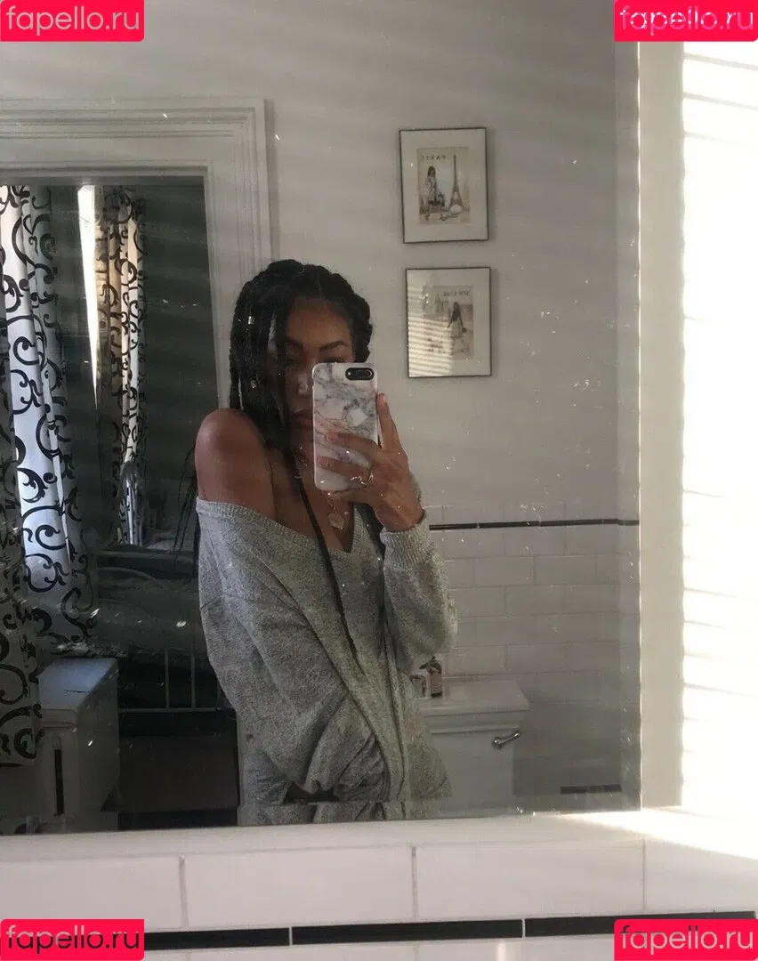 Nia Simone Onlyfans Photo Gallery 