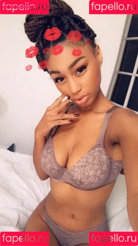 Nia Simone Onlyfans Photo Gallery 