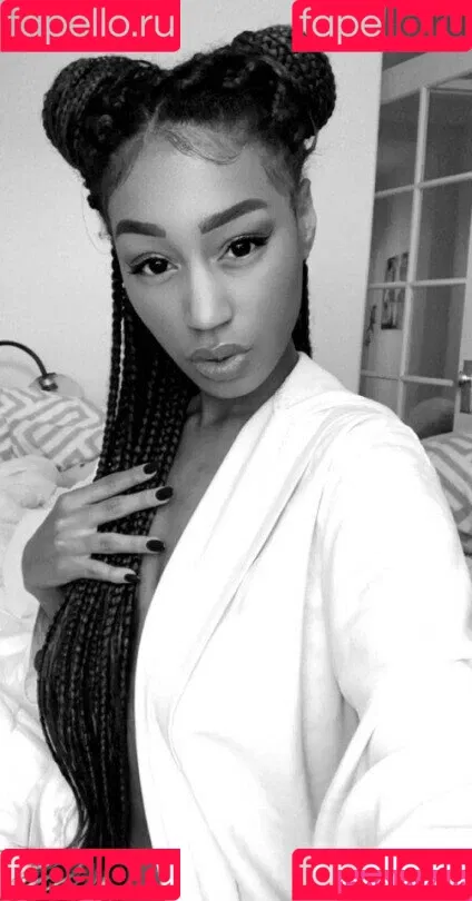 Nia Simone Onlyfans Photo Gallery 