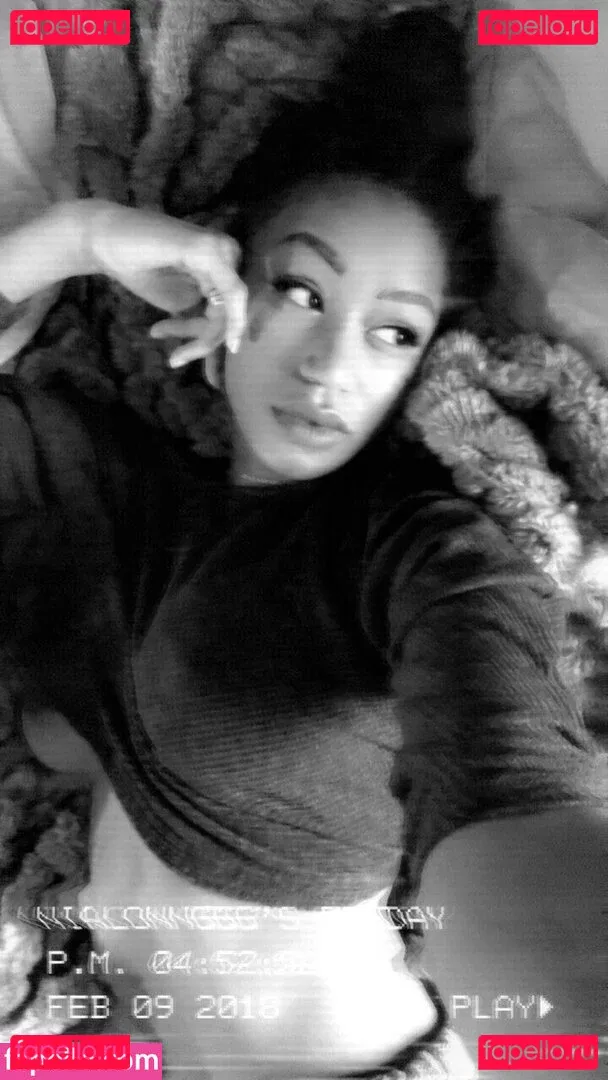 Nia Simone Onlyfans Photo Gallery 