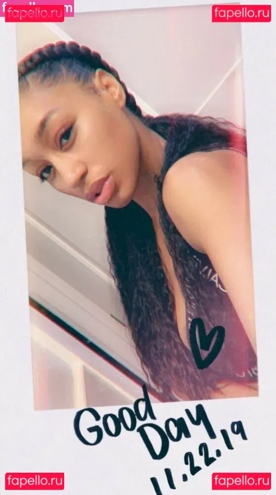 Nia Simone Onlyfans Photo Gallery 