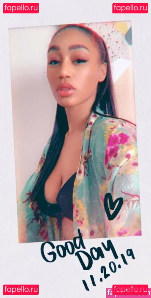 Nia Simone Onlyfans Photo Gallery 