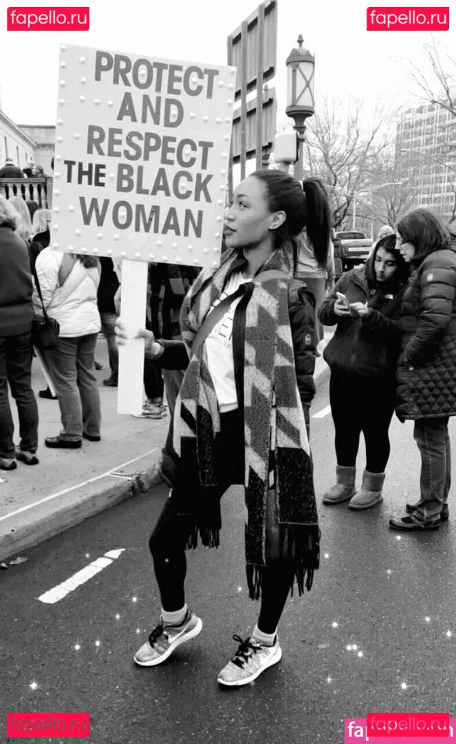 Nia Simone Onlyfans Photo Gallery 