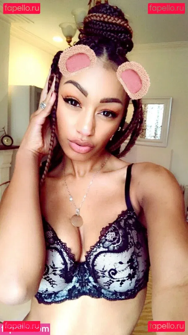 Nia Simone Onlyfans Photo Gallery 