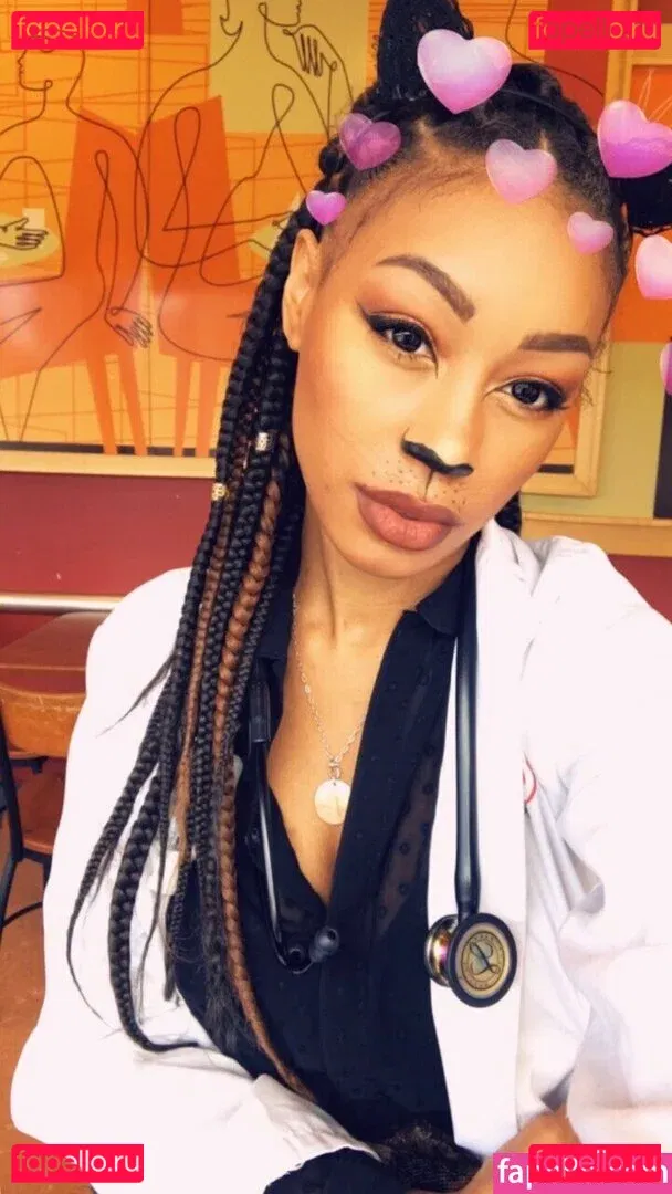 Nia Simone Onlyfans Photo Gallery 