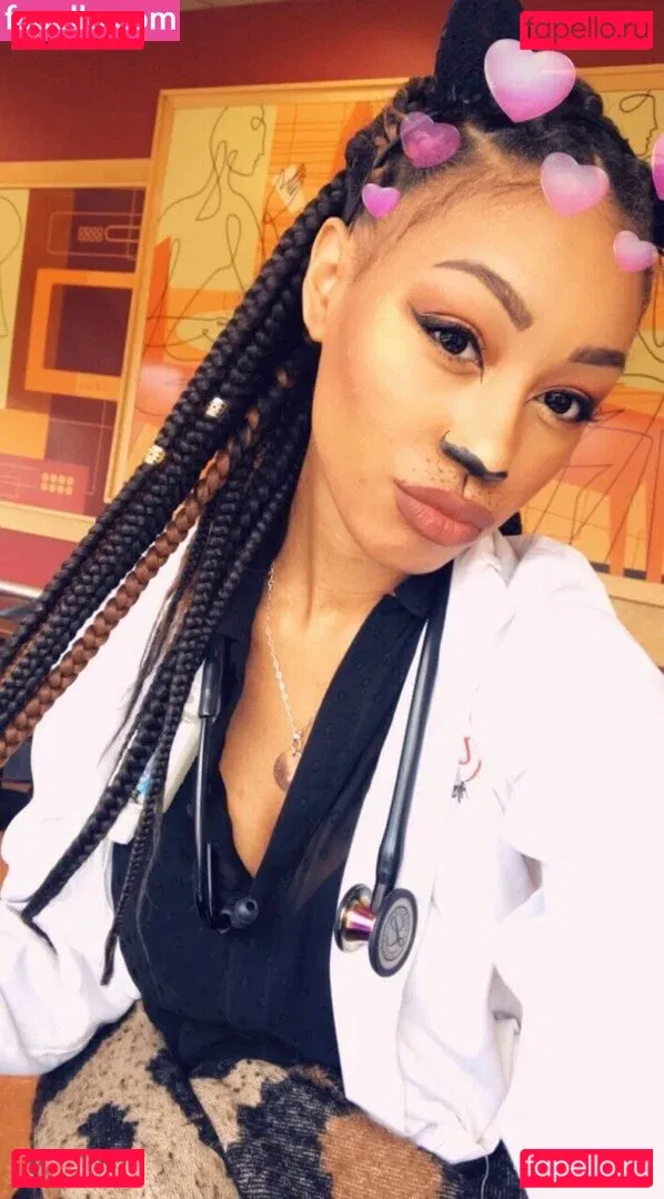 Nia Simone Onlyfans Photo Gallery 