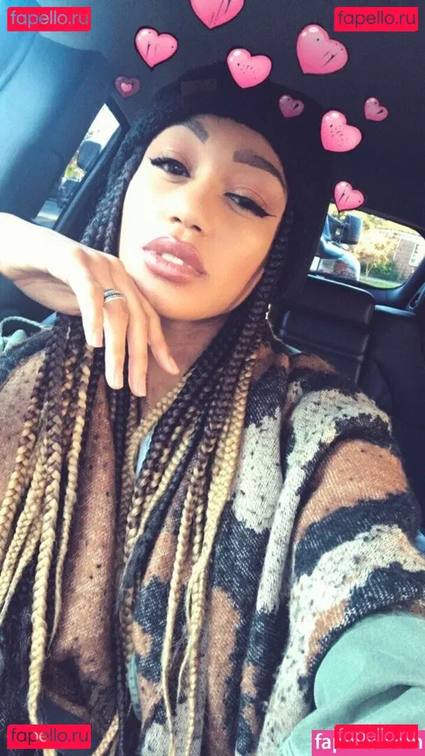 Nia Simone Onlyfans Photo Gallery 