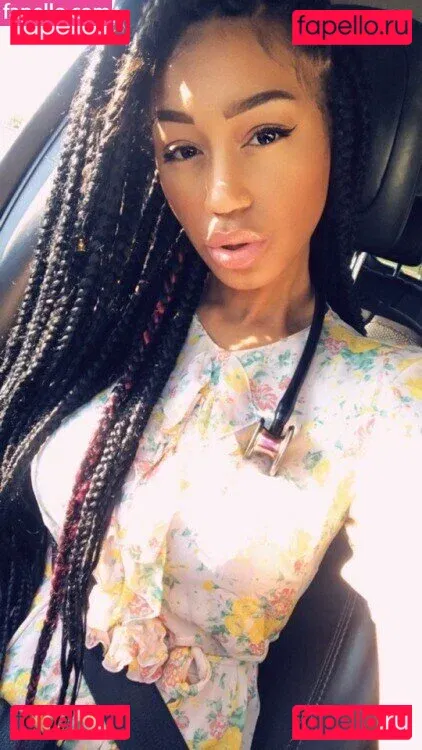 Nia Simone Onlyfans Photo Gallery 