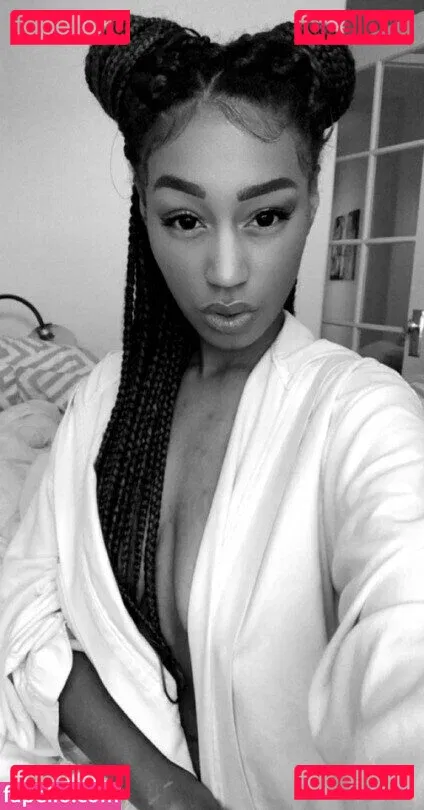 Nia Simone Onlyfans Photo Gallery 