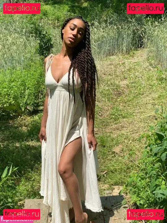 Nia Simone Onlyfans Photo Gallery 