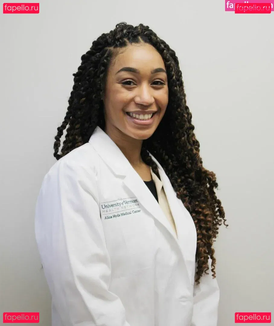 Nia Simone Onlyfans Photo Gallery 