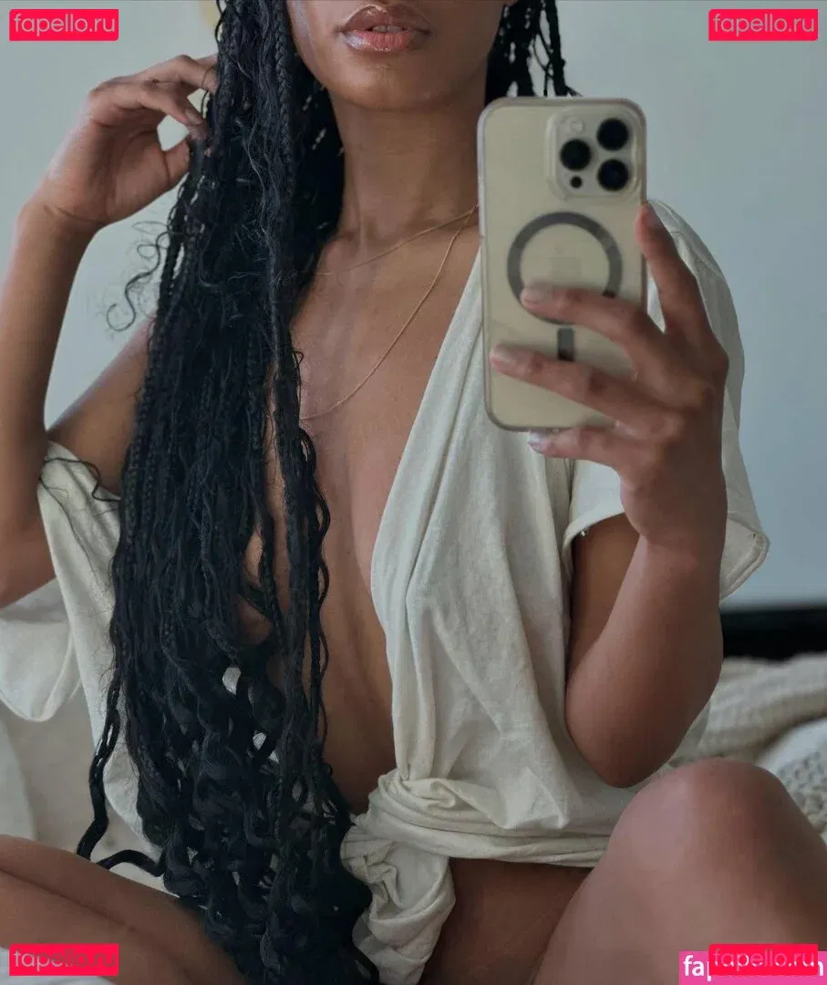 Nia Simone Onlyfans Photo Gallery 