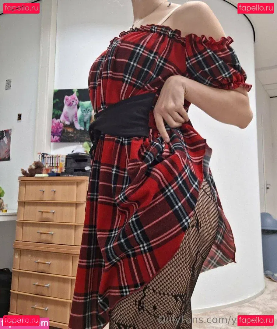 yulipurrr Onlyfans Photo Gallery 